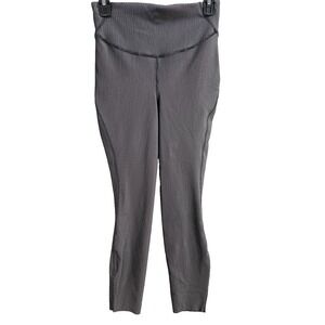 Lululemon Base Pace High-Rise Tight Womens Sz 6 25" inseam Black Ribbed